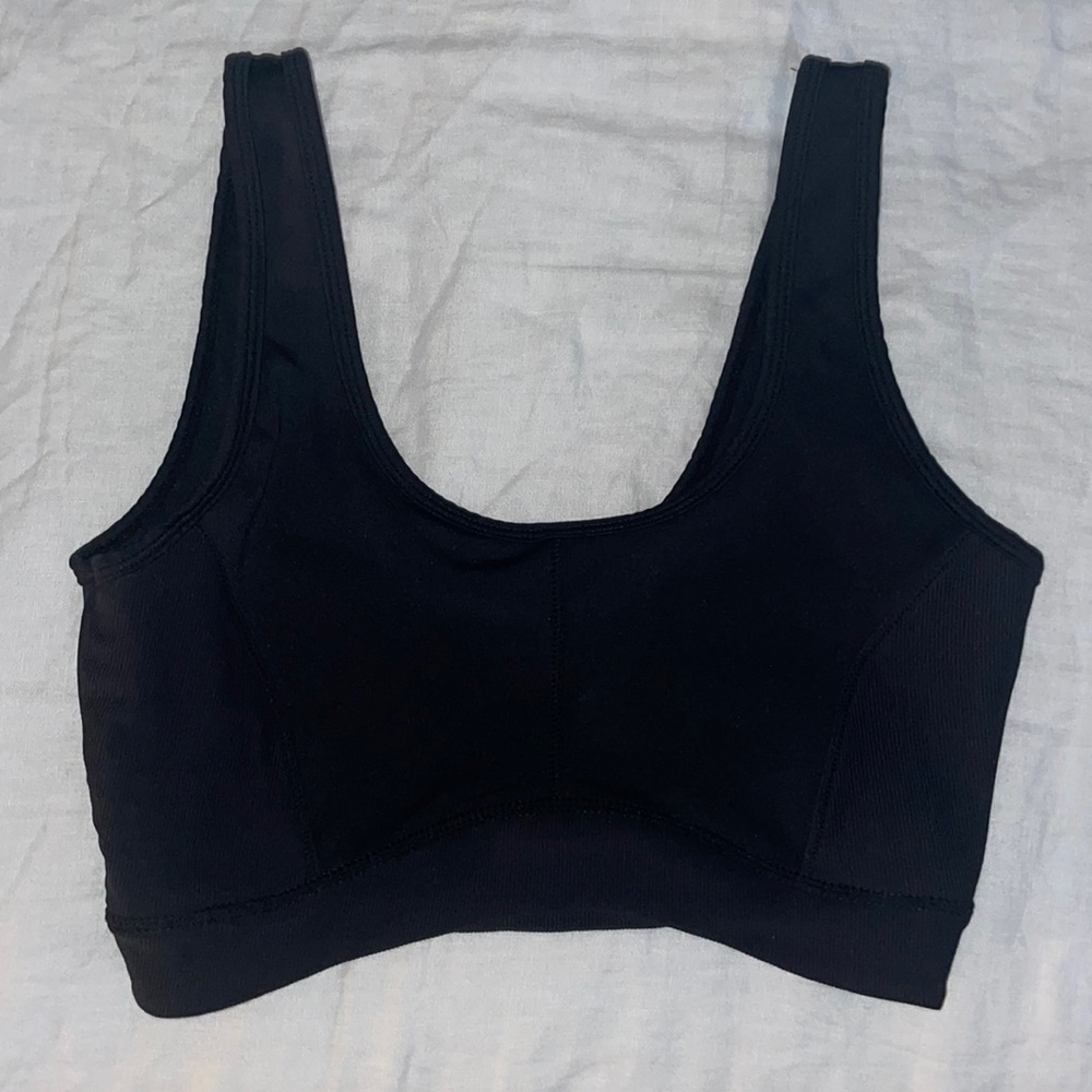 Wilo The Label - black sports bra SIZE M